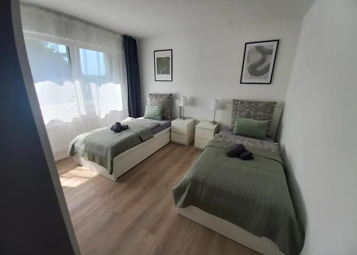 Paula - Fuer Monteure, Familien Und Durchreisende 3 Zimmer 5 Betten Bergheim (Rhein-Erft-Kreis)